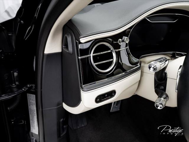 Used 2022 Bentley Flying Spur W12 AWD/4WD image 30