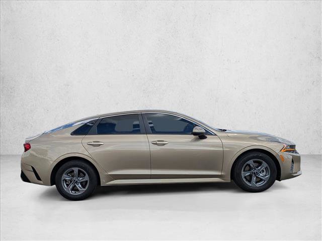 Used 2021 Kia K5 LXS image 4