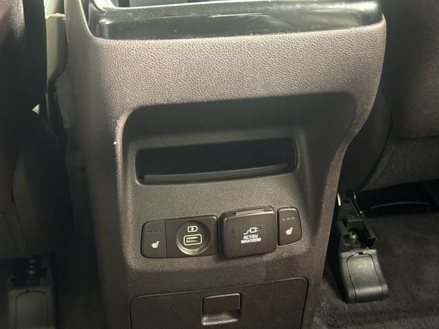 Used 2017 Kia Sedona SX Limited FWD image 26