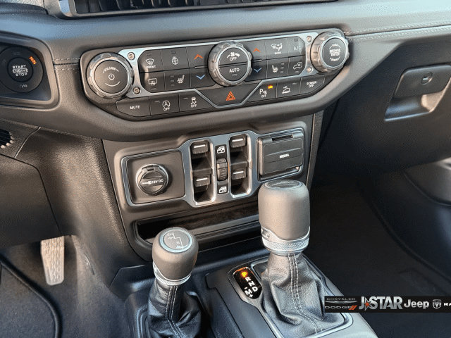 New 2026 Jeep Gladiator Sport AWD/4WD image 13