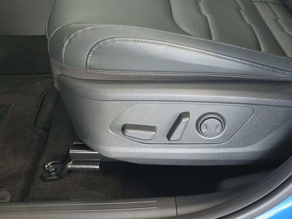 Used 2026 Kia Sportage SX image 23