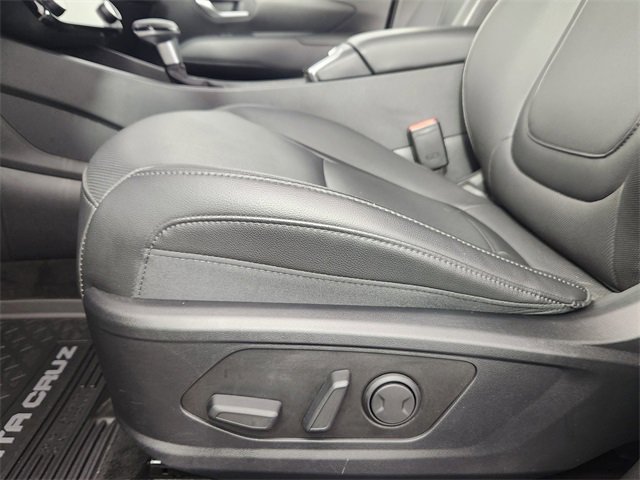 Certified 2025 Hyundai Santa Cruz SEL image 11