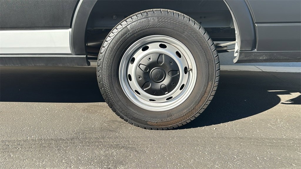 Certified 2024 Ford Transit 250 148 High Roof Extended image 8