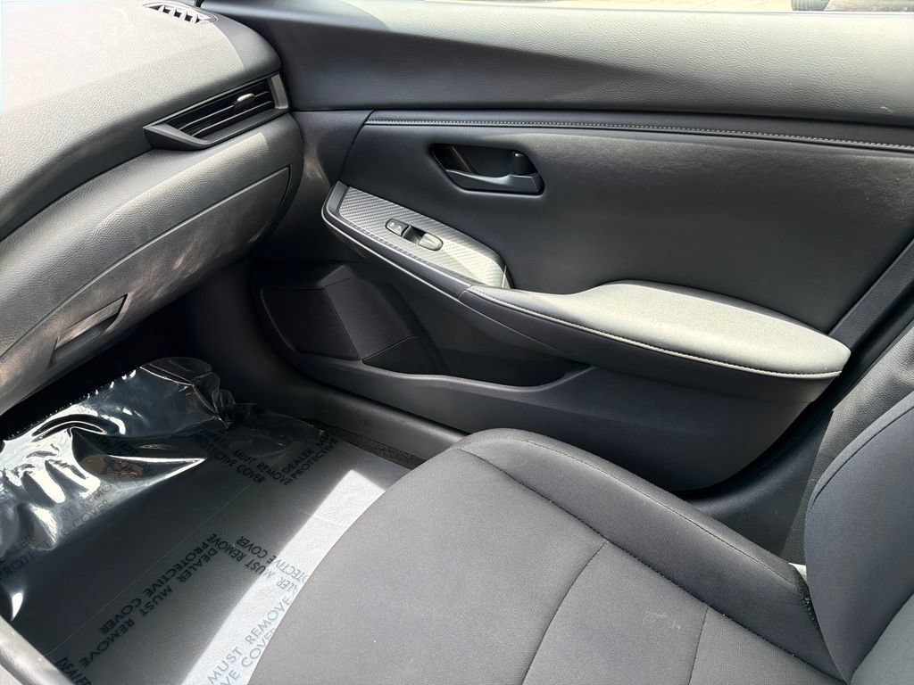 Used 2024 Nissan Sentra S FWD image 27