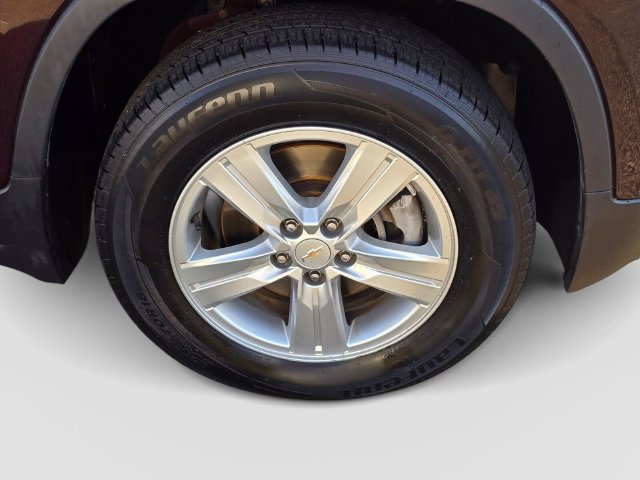 Used 2022 Chevrolet Trax LT AWD/4WD image 9