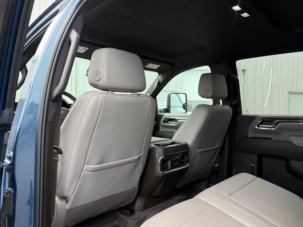 Used 2024 Chevrolet Silverado 2500 LTZ w/ LTZ Plus Package image 13