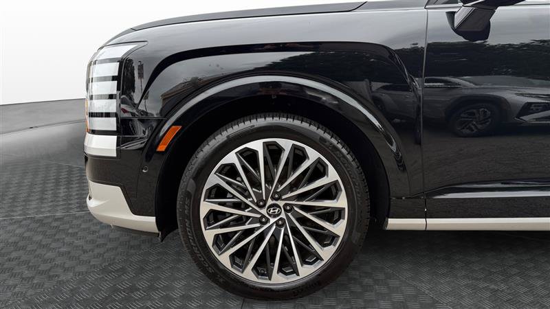 Used 2026 Hyundai Palisade Calligraphy AWD/4WD image 9