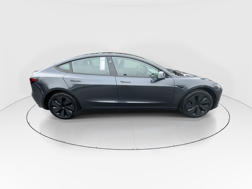 Used 2025 Tesla Model 3 Long Range image 9