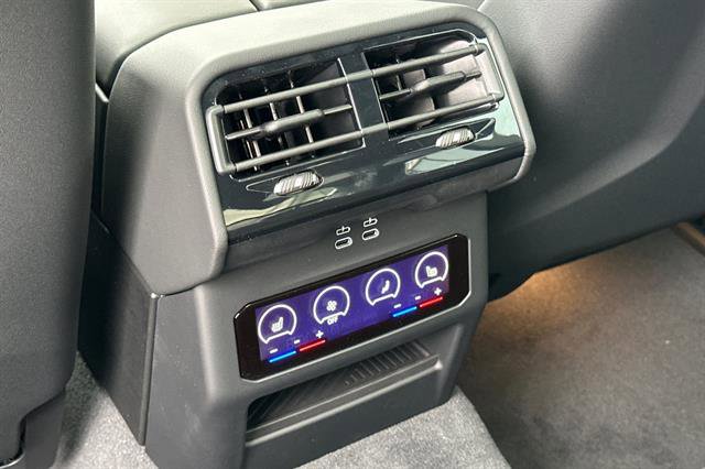 New 2026 BMW M5 w/ Executive Package image 13