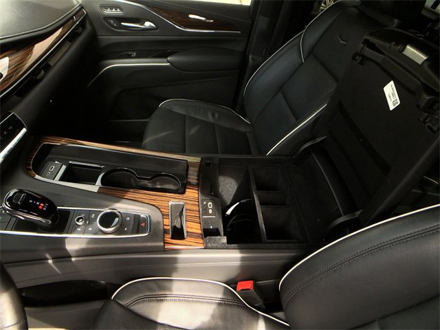 Certified 2022 Cadillac Escalade Premium Luxury image 29