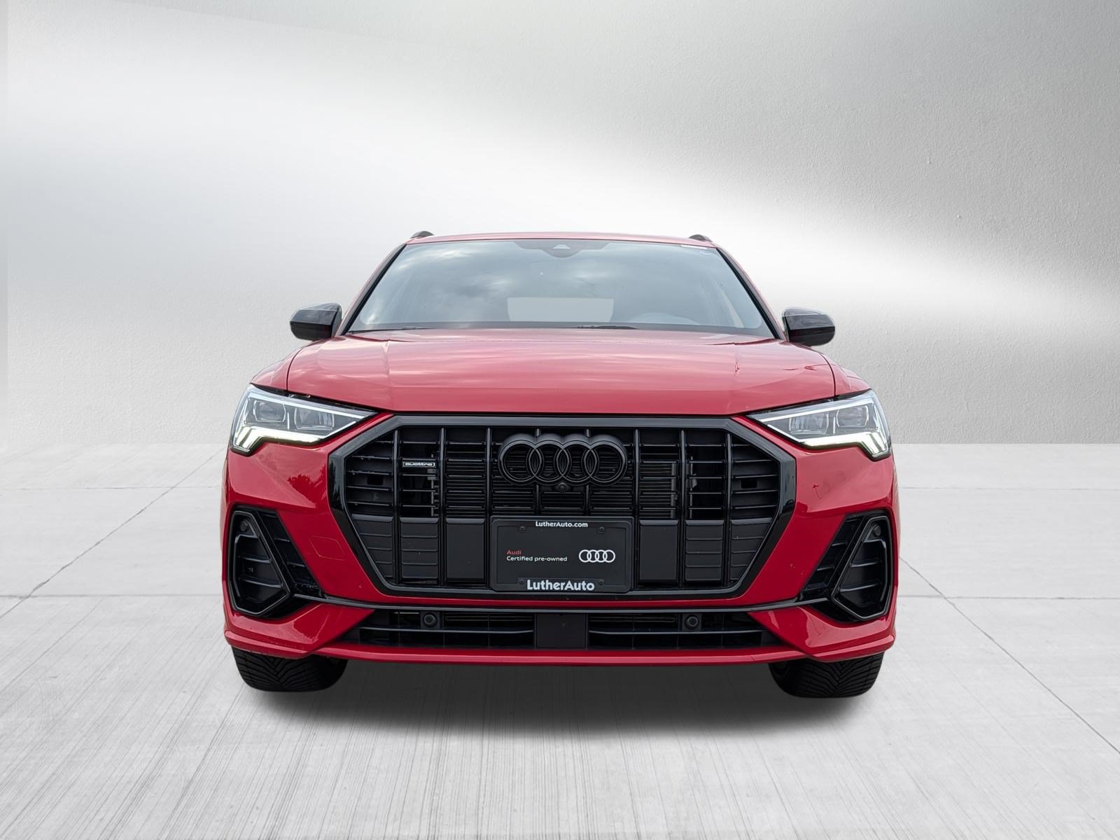 Certified 2025 Audi Q3 2.0T Premium Plus AWD/4WD image 2
