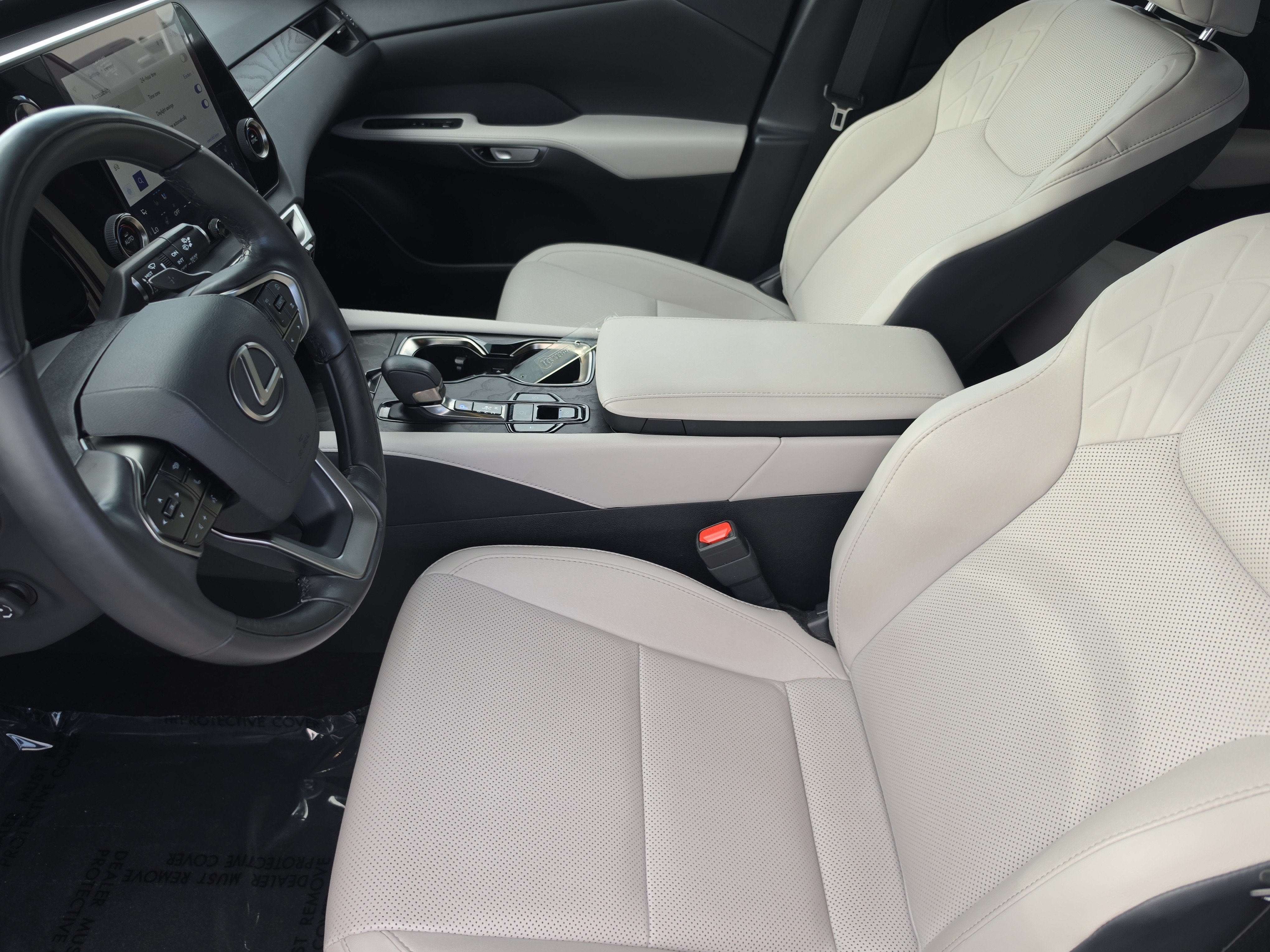 Used 2023 Lexus RX 350 Premium w/ Cold Area Package FWD image 7