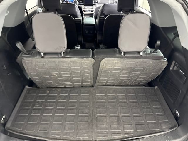 Used 2023 Ford Explorer XLT w/ Equipment Group 202A image 15