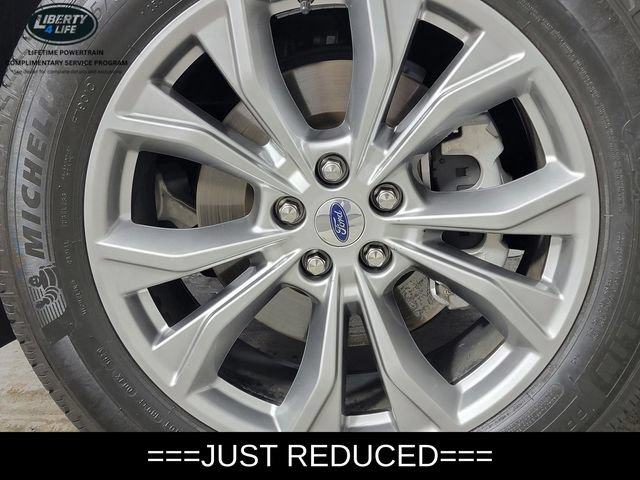 Used 2023 Ford Explorer XLT w/ Equipment Group 202A AWD/4WD image 10