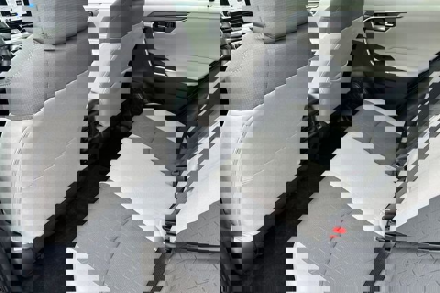 Certified 2025 Toyota RAV4 XLE w/ Convenience Package image 16