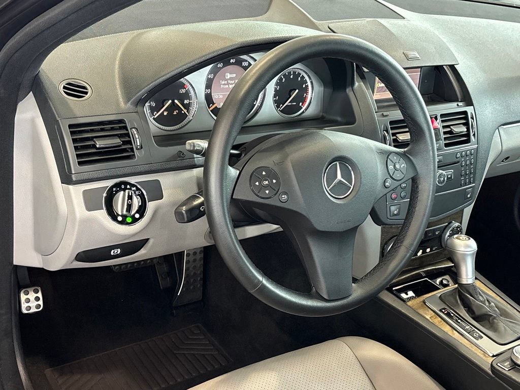 Used 2008 Mercedes-Benz C 350 Sport image 11