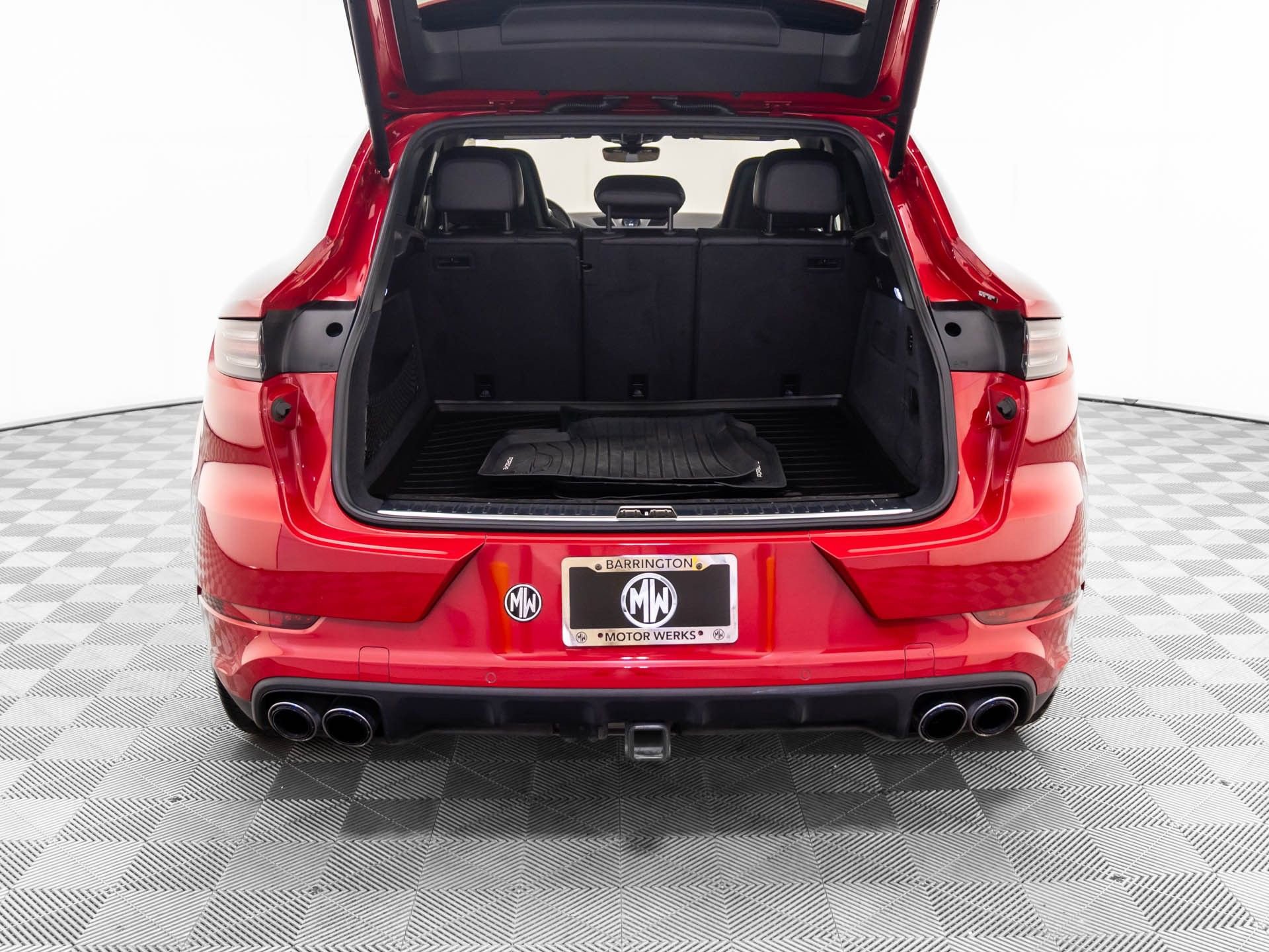 Certified 2023 Porsche Cayenne Turbo image 34