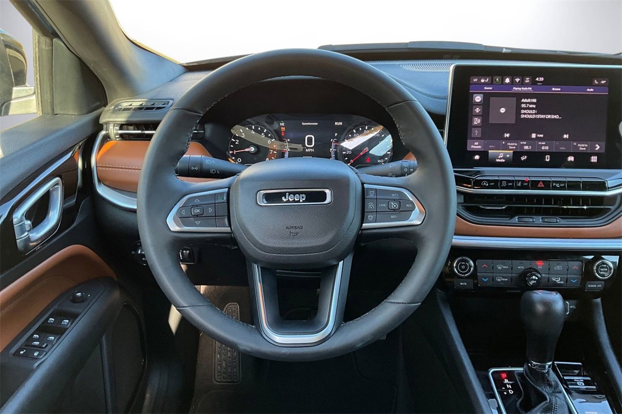 Certified 2024 Jeep Compass Limited image 10