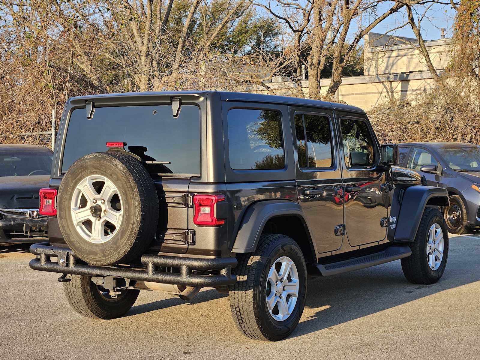 Used 2019 Jeep Wrangler Unlimited Sport S image 6