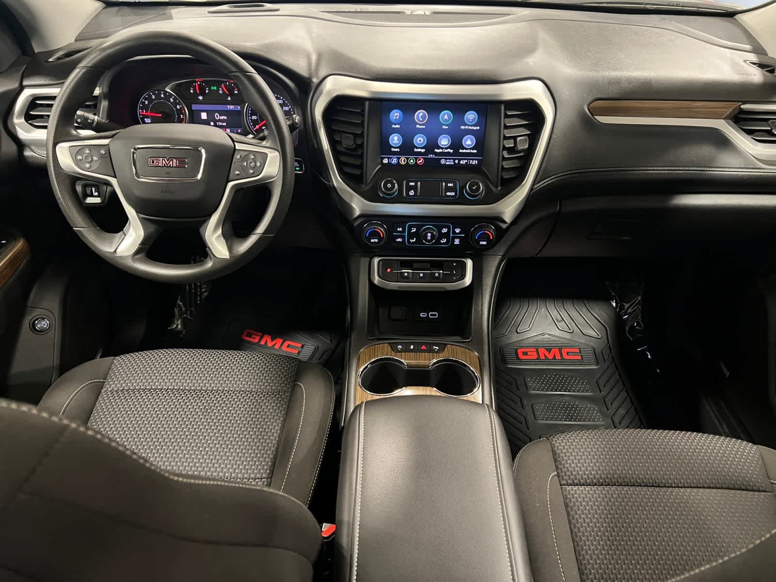 Used 2023 GMC Acadia SLE w/ Driver Convenience Package AWD/4WD image 10