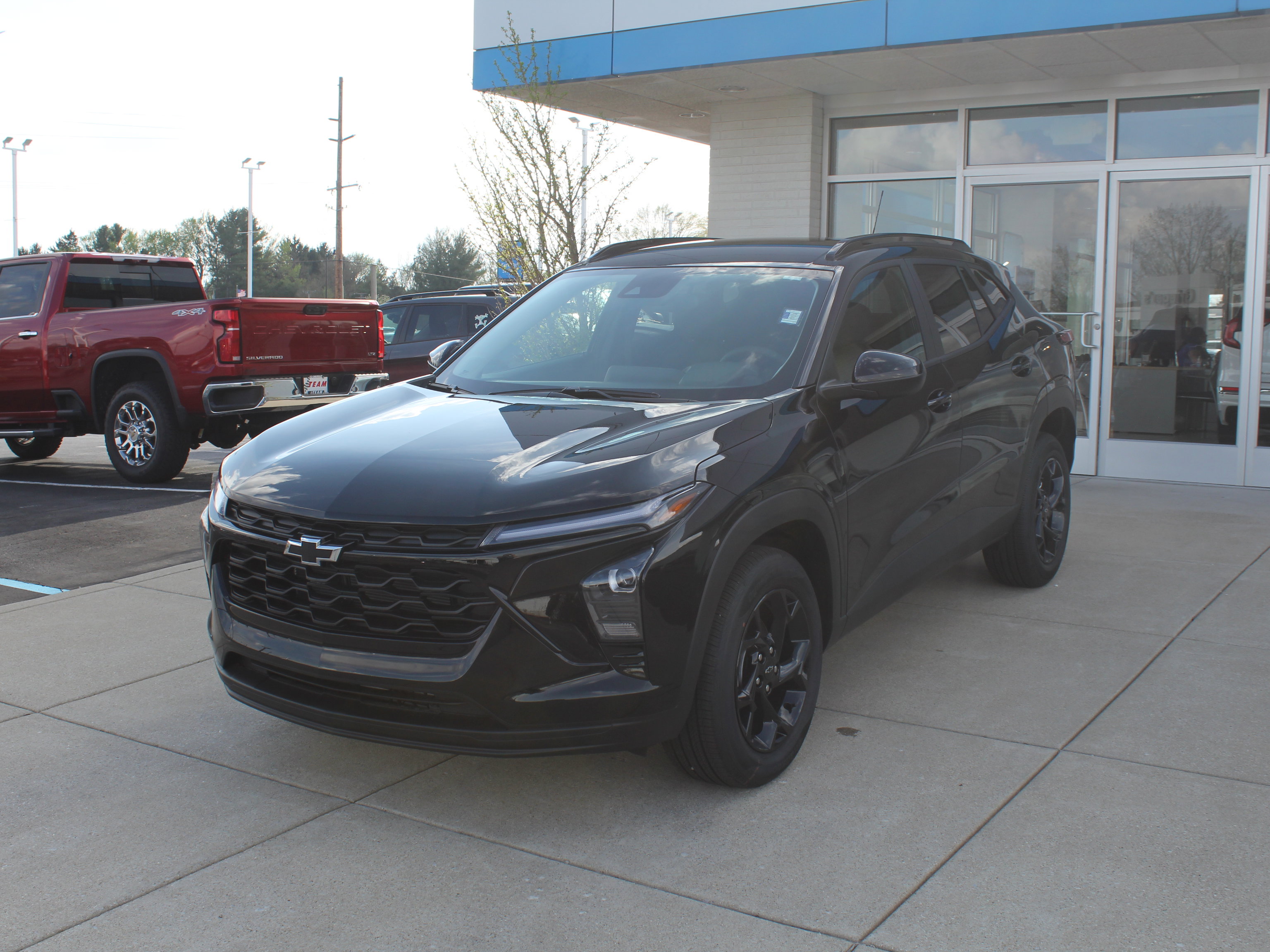 New 2026 Chevrolet Trax LT w/ Driver Confidence Package FWD image 7
