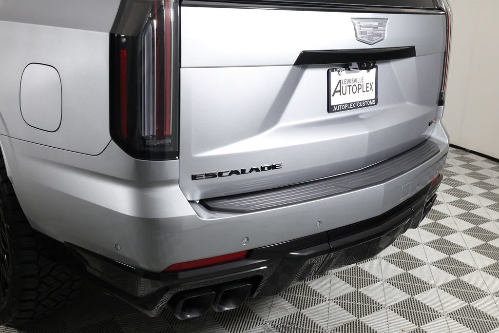 Used 2026 Cadillac Escalade ESV V w/ LPO, ONYX Package AWD/4WD image 55
