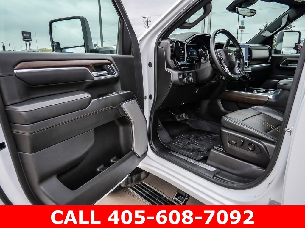 Certified 2025 Chevrolet Silverado 2500 High Country w/ High Country Premium Package image 33