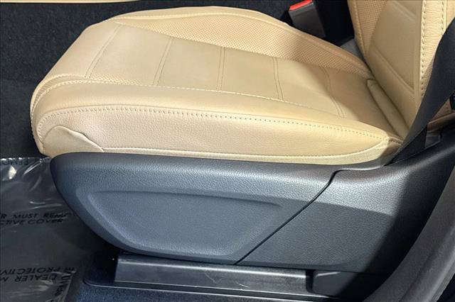 New 2026 Mercedes-Benz GLS 580 4MATIC image 17