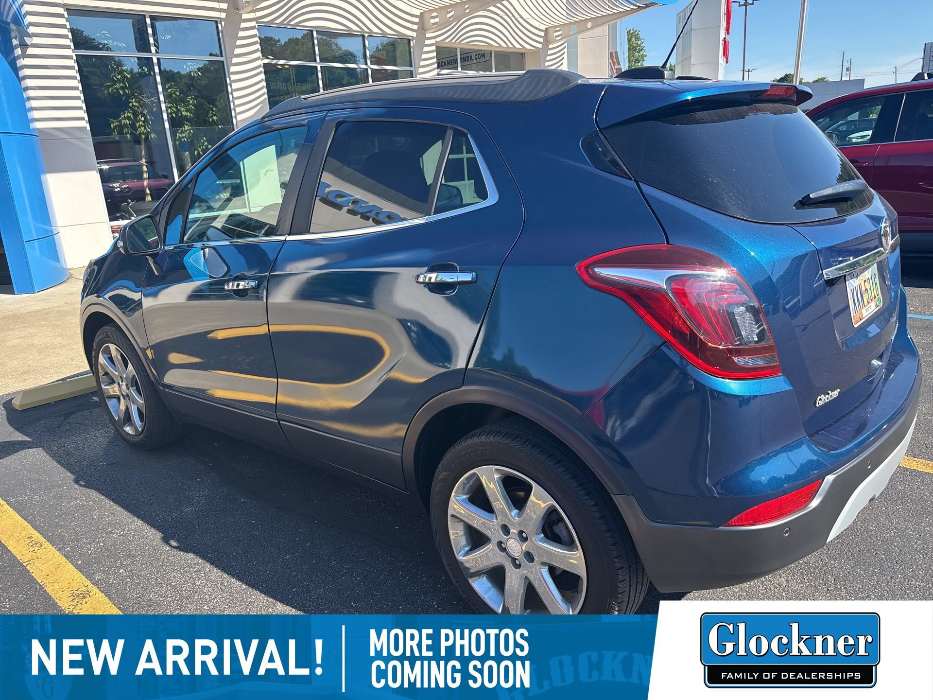 Used 2019 Buick Encore Essence w/ Experience Buick Package AWD/4WD image 5