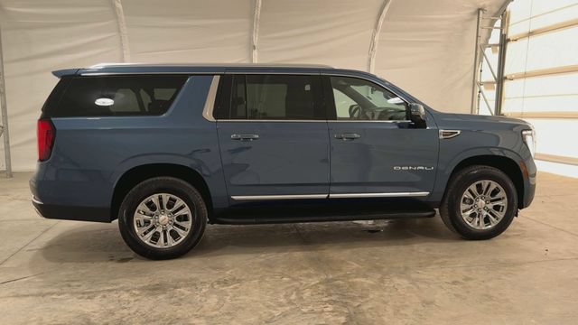New 2026 GMC Yukon XL Denali RWD image 9