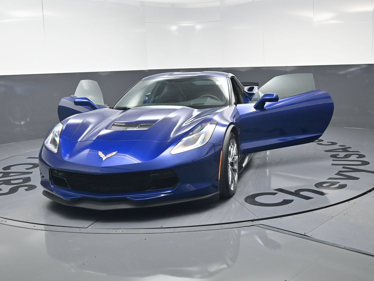 Used 2018 Chevrolet Corvette Grand Sport RWD image 22