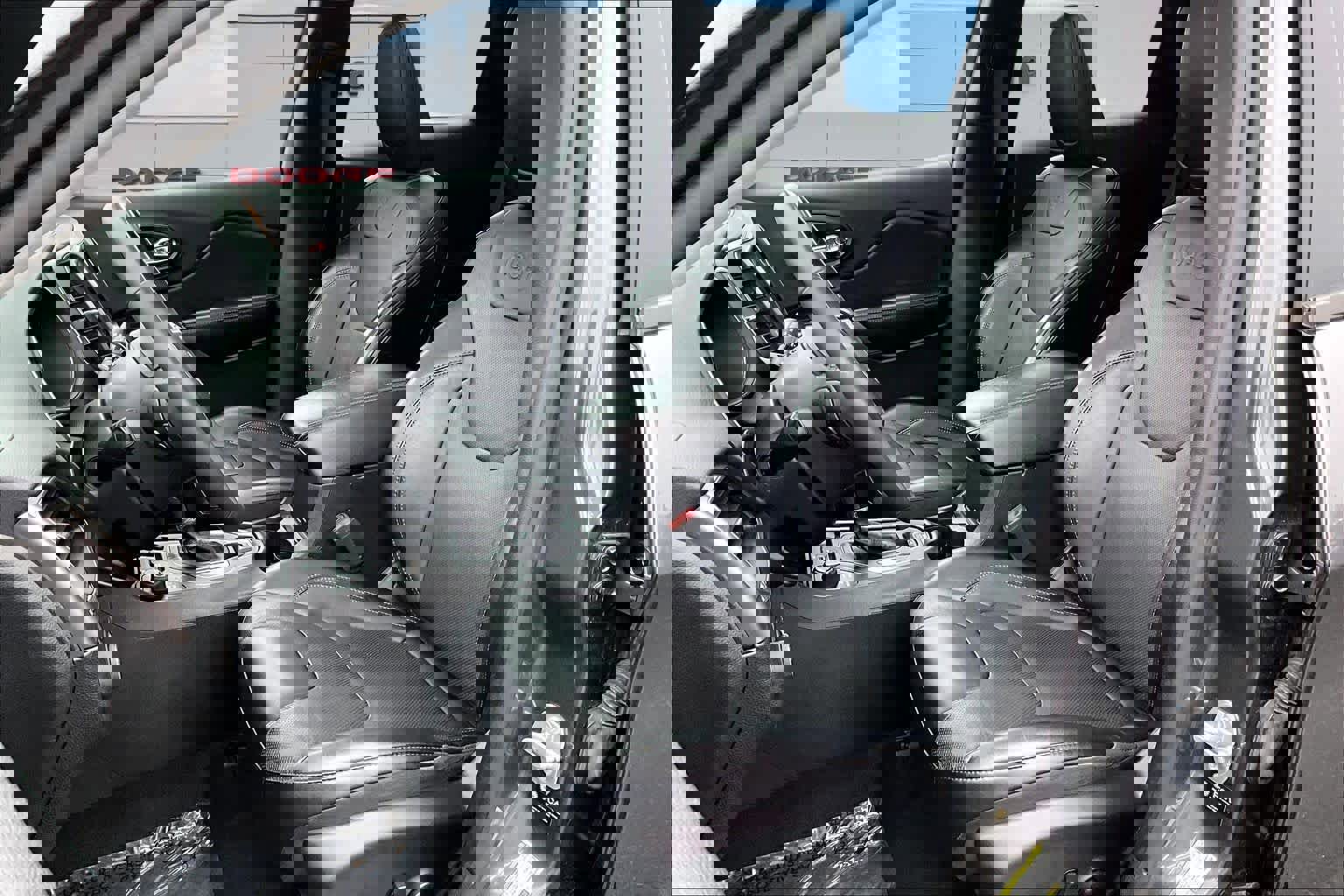 Used 2022 Jeep Cherokee Latitude Lux w/ Sun & Sound Group image 11