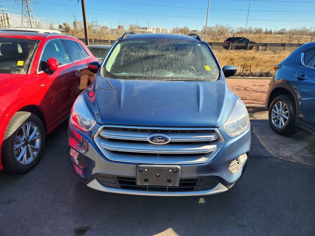 Used 2018 Ford Escape SE image 2