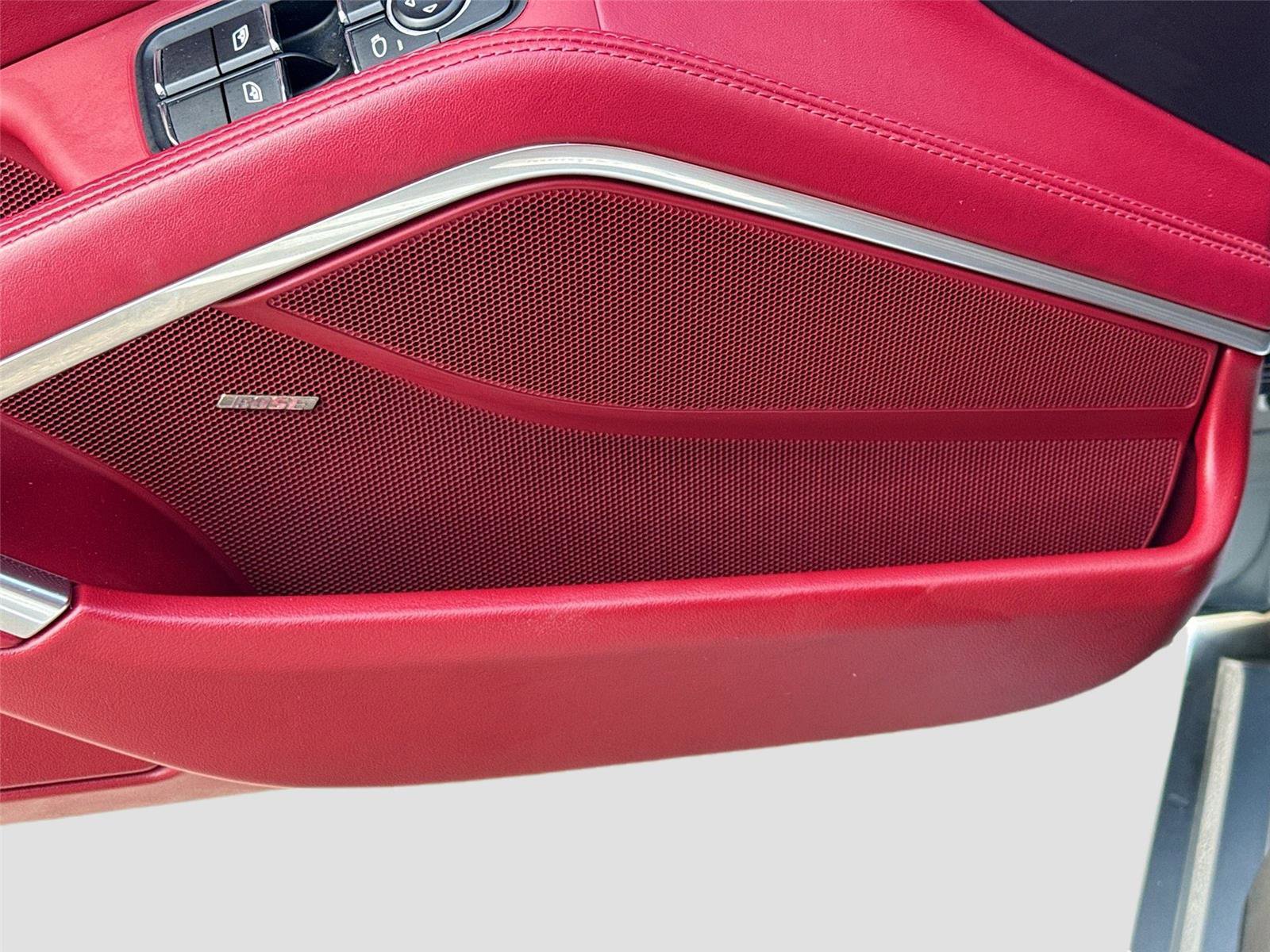 Used 2021 Porsche 718 Cayman RWD image 19