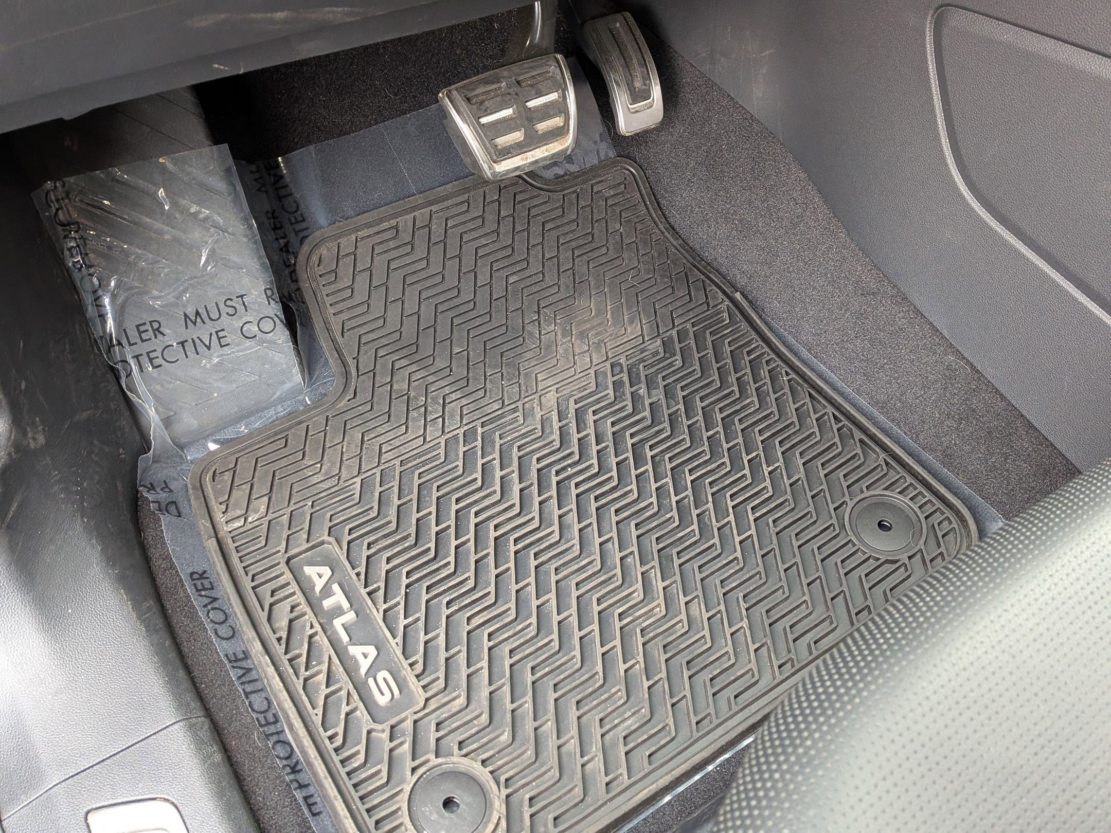 Used 2022 Volkswagen Atlas SEL Premium image 18