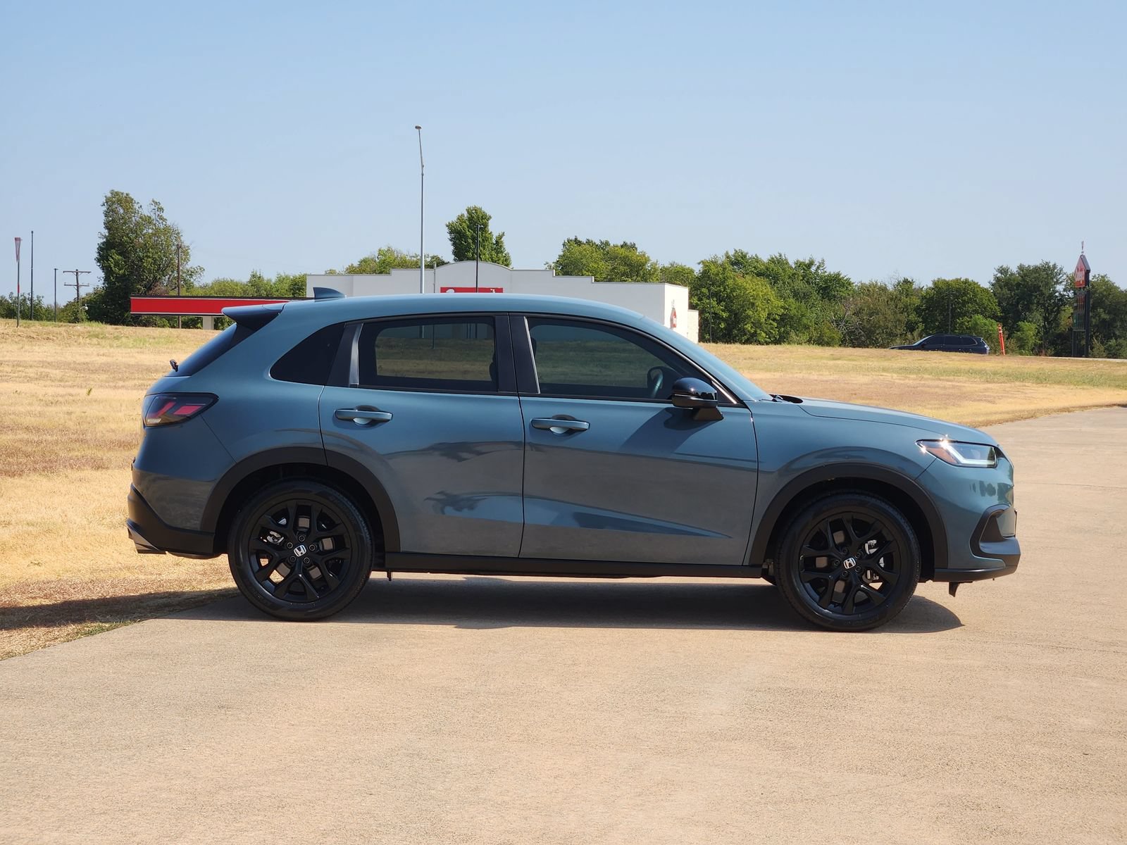 Certified 2024 Honda HR-V Sport image 7