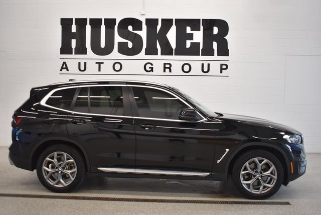 Used 2024 BMW X3 xDrive30i w/ Premium Package w/ZPA AWD/4WD image 2