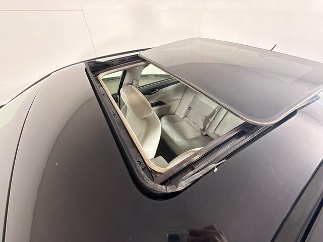 Used 2015 Chevrolet Impala LT w/ LT Sunroof Package FWD image 31
