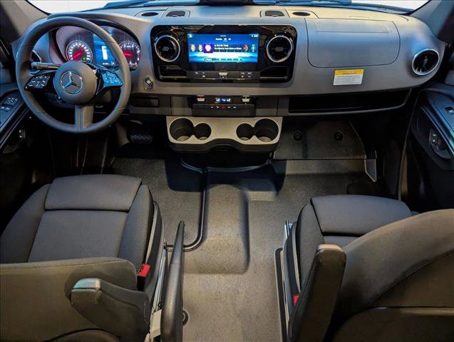 New 2025 Mercedes-Benz Sprinter 2500 image 15