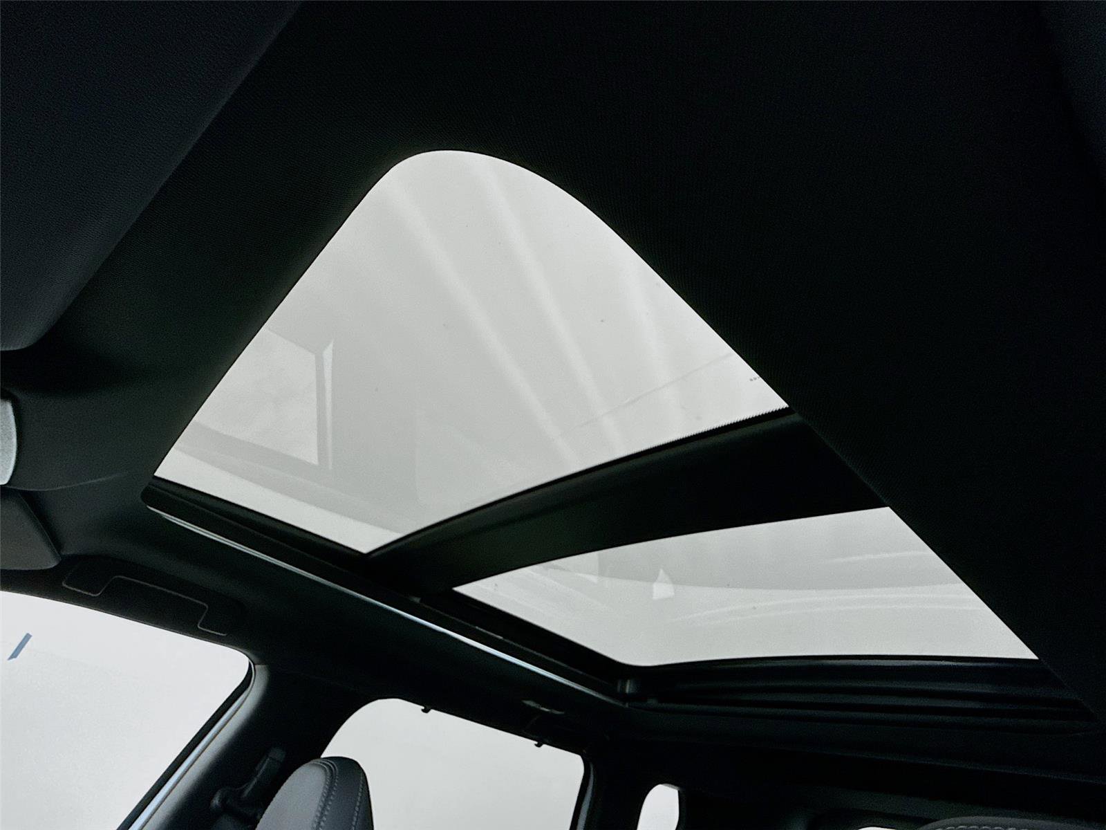 New 2025 Mitsubishi Outlander SEL Black Edition image 22