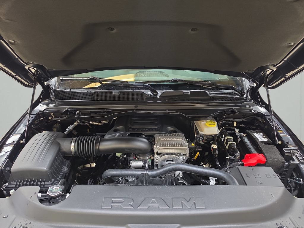 New 2026 RAM 1500 Big Horn AWD/4WD image 9