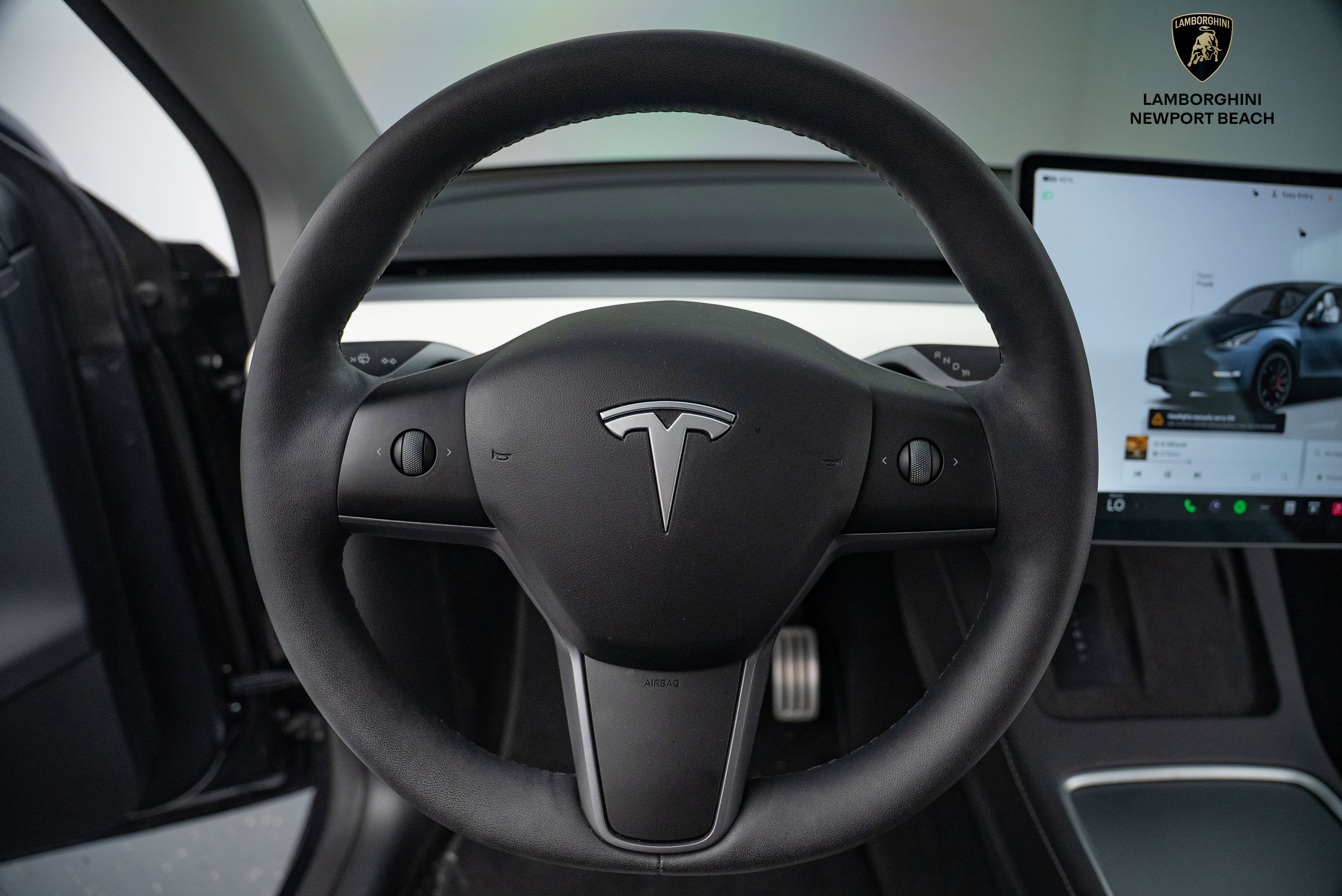 Used 2024 Tesla Model Y Performance image 22