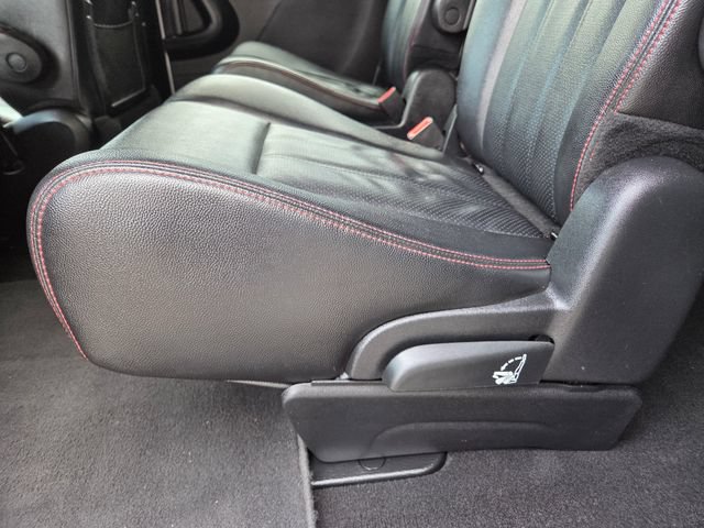 Used 2020 Dodge Grand Caravan GT FWD image 36