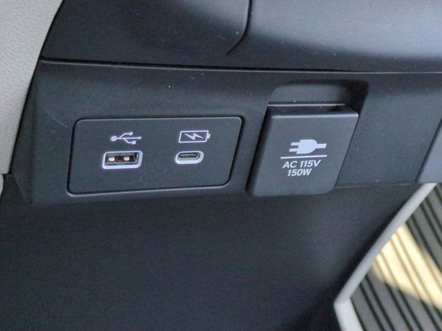 New 2026 Honda Odyssey Touring image 22