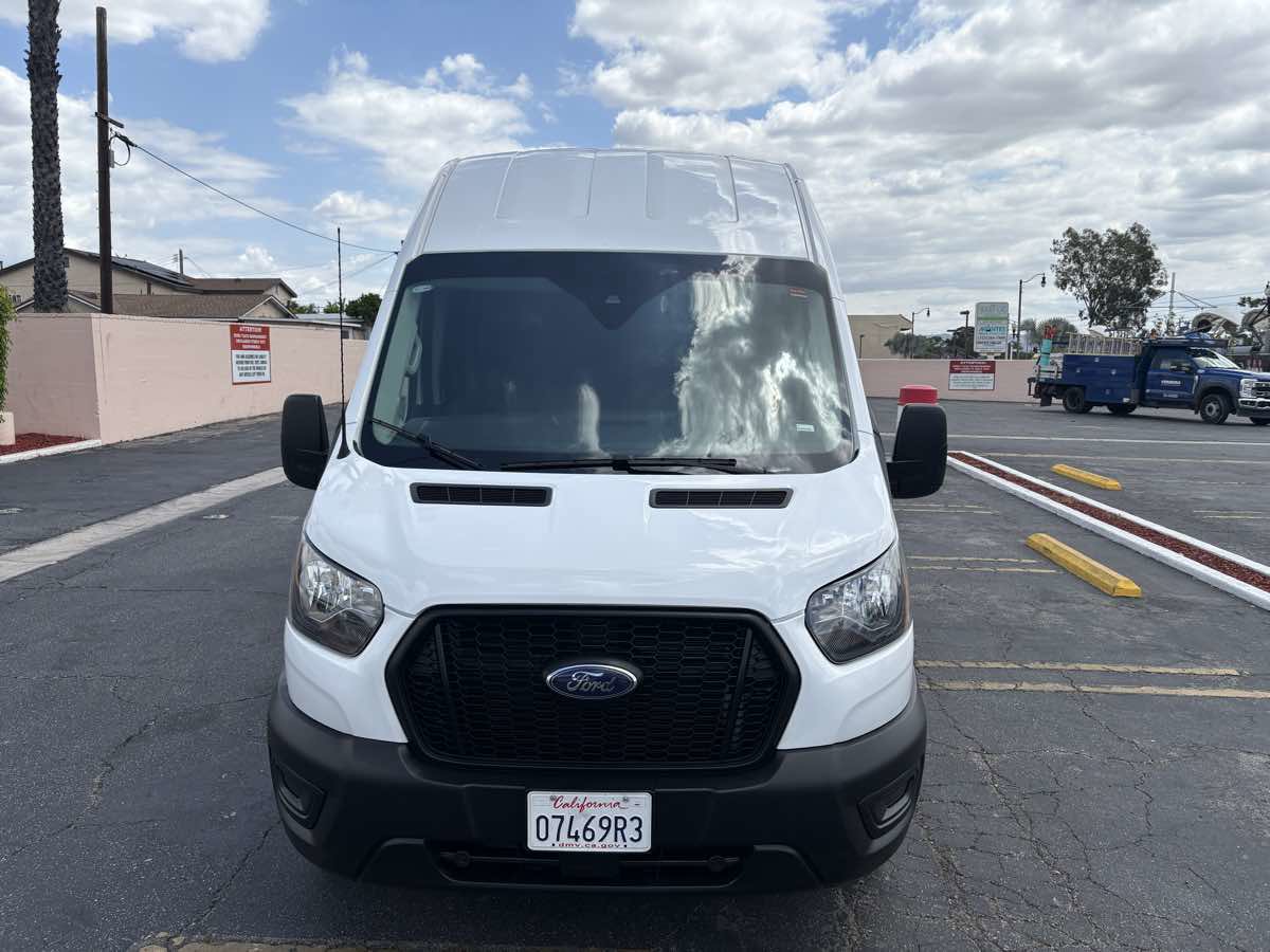 Used 2023 Ford Transit 250 148 High Roof Extended w/ Load Area Protection Package RWD image 5