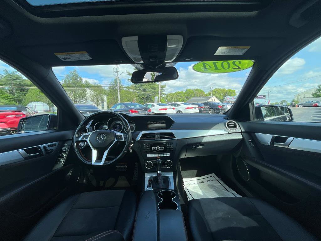 Used 2014 Mercedes-Benz C 300 Sport image 12