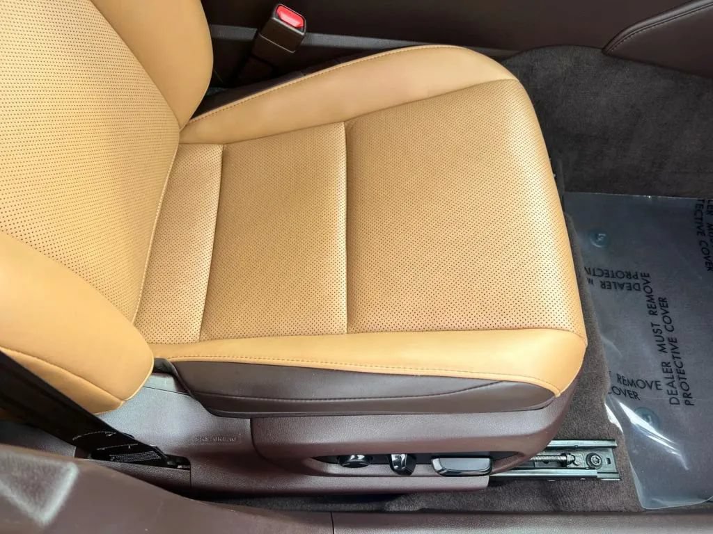 Used 2019 Lexus ES 350 w/ Premium Package FWD image 16