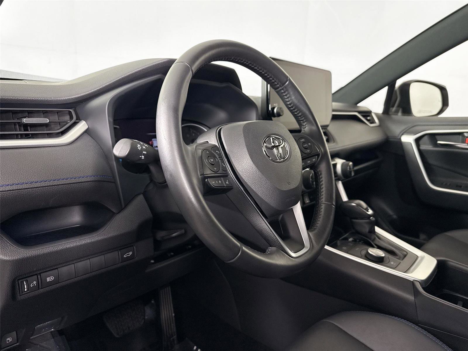 Certified 2023 Toyota RAV4 XSE image 13