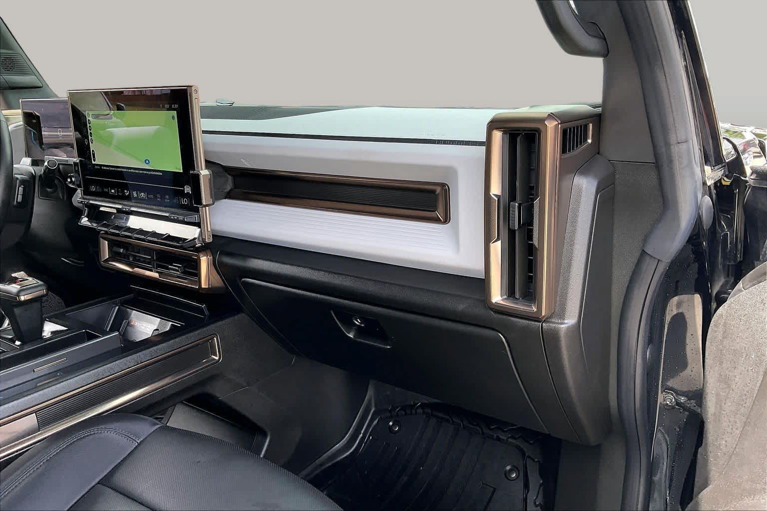 Certified 2024 GMC Hummer EV 2X AWD/4WD image 15