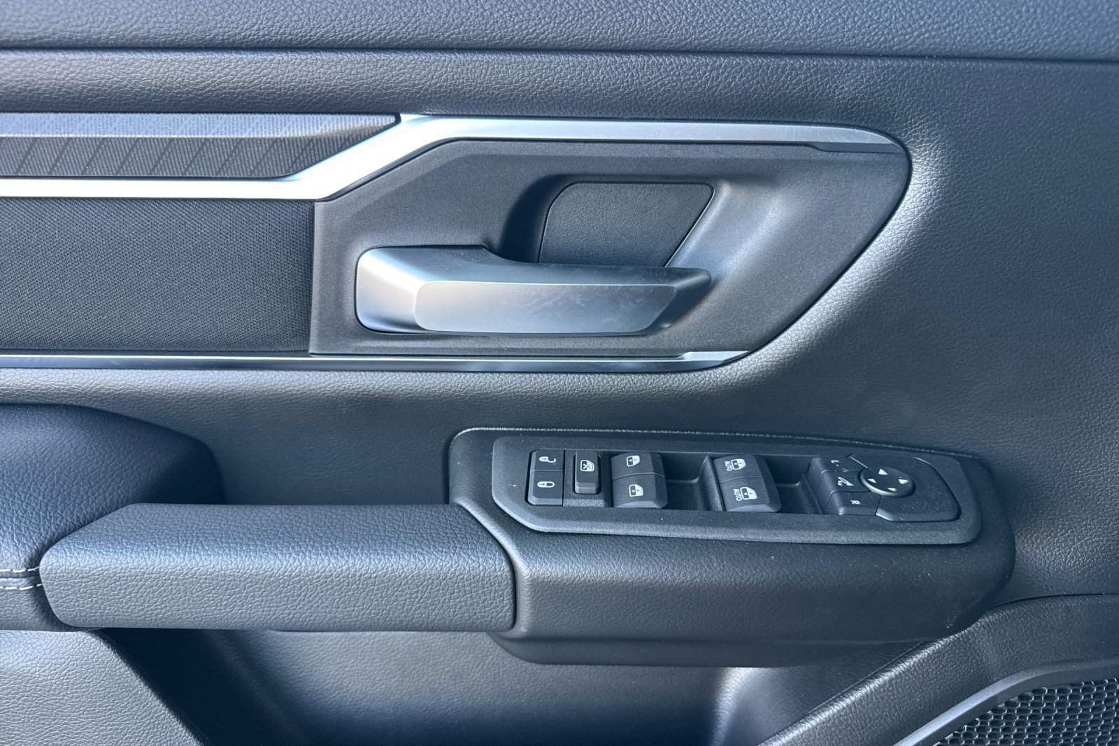 New 2027 RAM 1500 Big Horn w/ Night Edition AWD/4WD image 10
